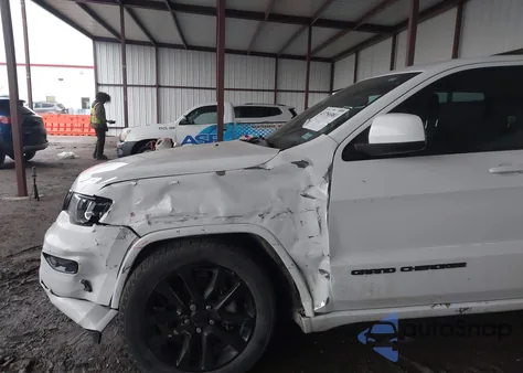 2017 Jeep Grand Cherokee Altitude 4X2 z USA, uszkodzony, nr VIN 1C4RJEAGXHC804846